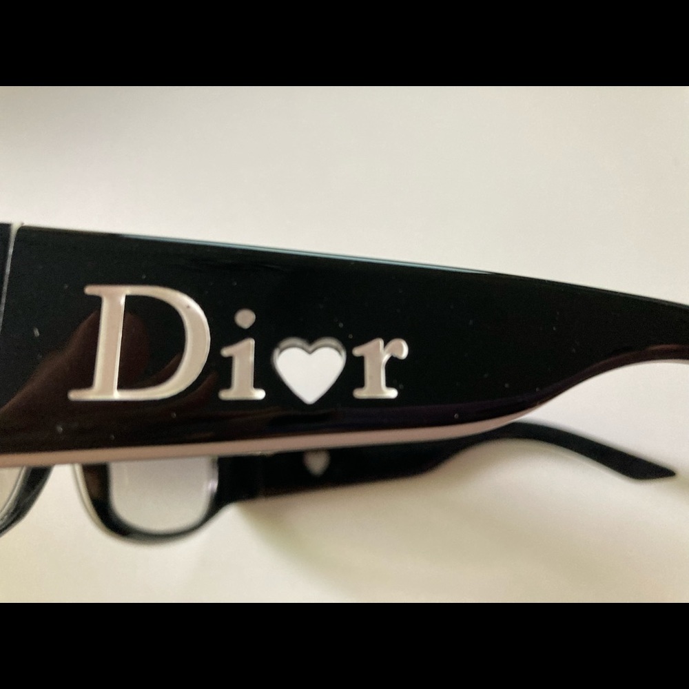 Authentic Dior sunglasses - Picture 6 of 7